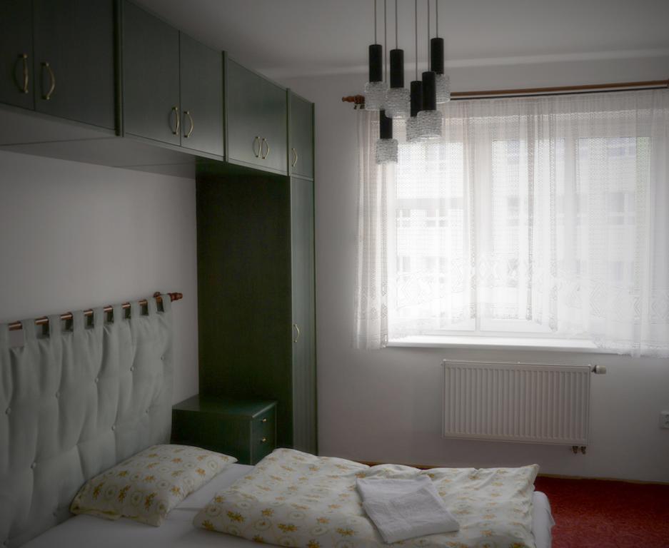 Harmony Hall Apartments Hradec Králové Exteriör bild